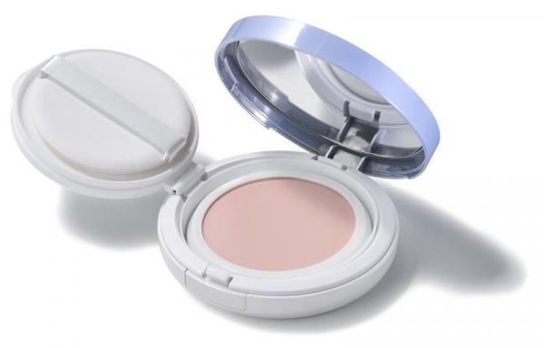 「薬用SPホワイトニングUVバーム」など最近発売のアイテム