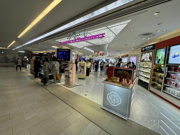 FaSoLa STARS DUTY FREE 成田空港
