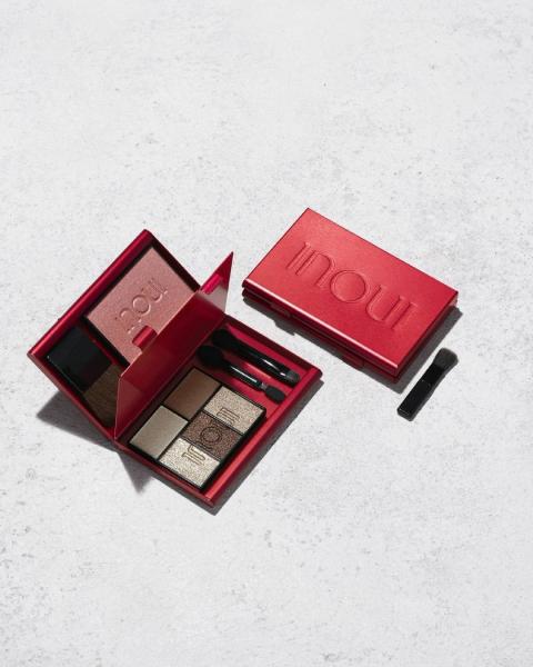 インウイ オリジナルメイクパレットブラシ付き!