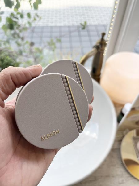 【ALBION STUDIO】から『ファイン シルキークォーツ』に新色2色が 2月17日(火)Debut!!